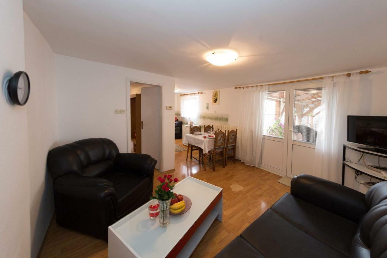 Apartman Antea Otočac Εξωτερικό φωτογραφία